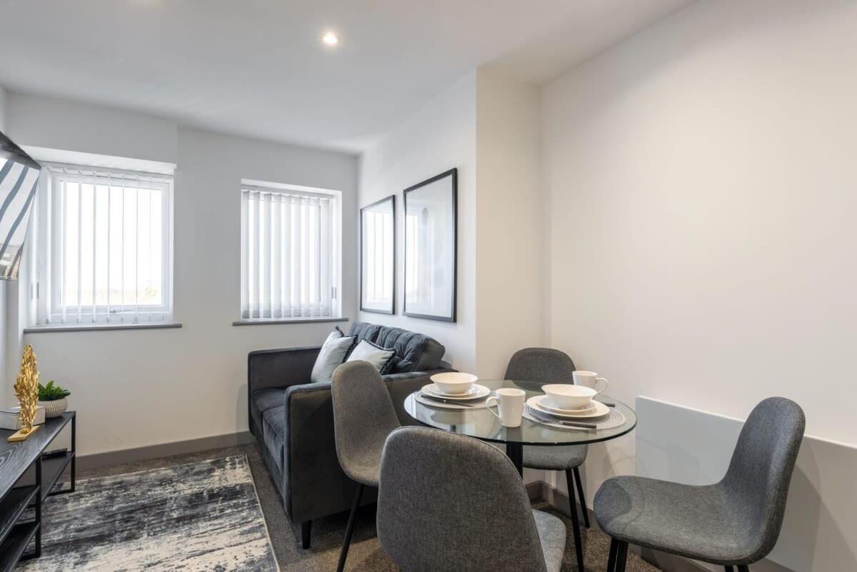 Contemporary 1 Bedroom Apartment In Central Hull Kingston upon Hull Bagian luar foto